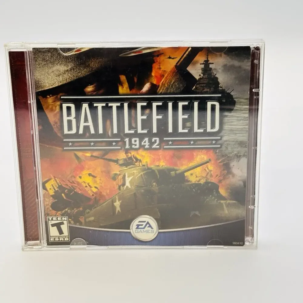 Battlefield 1942 PC Game 2 Disc Set Jewel Case. Very Good Condition.